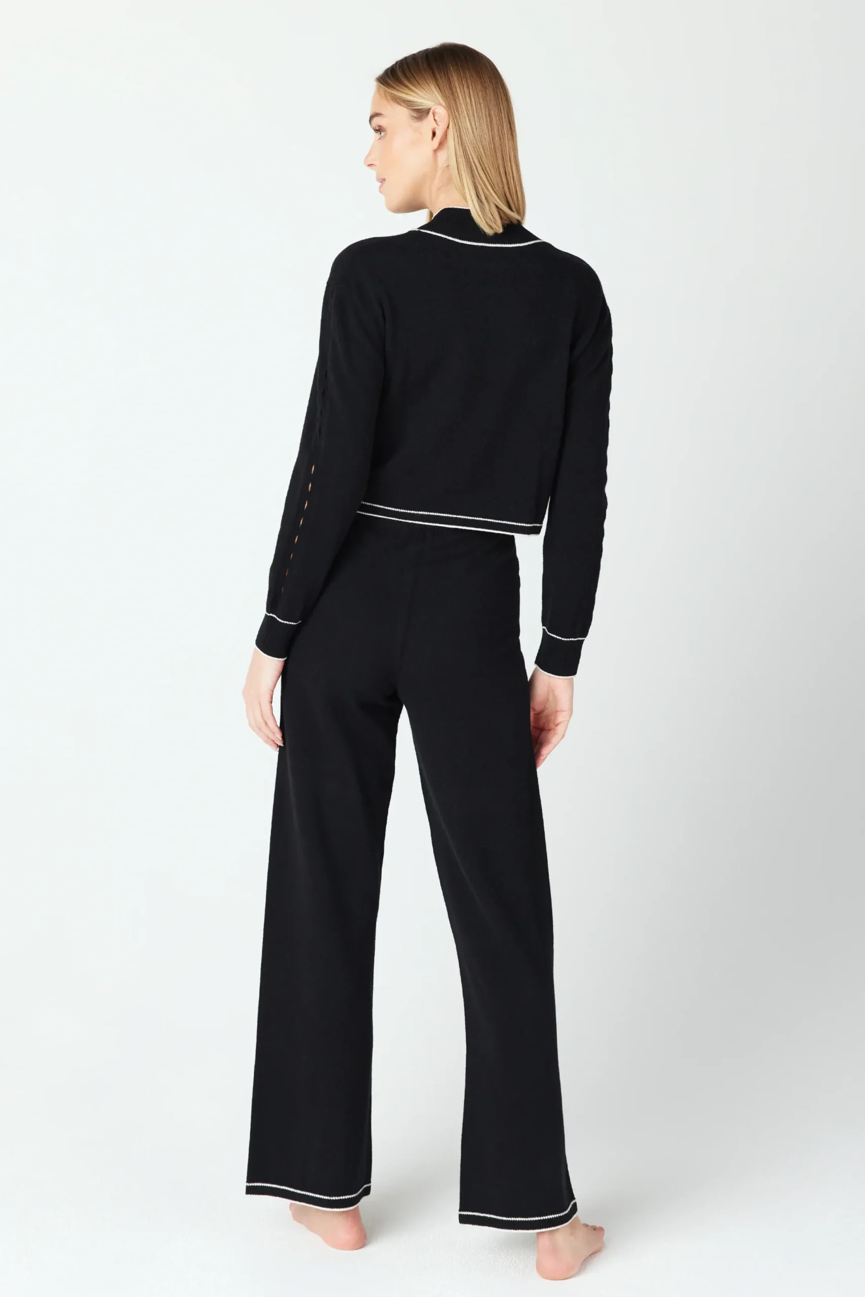 GIGI C Jacqueline Pullover| Lounge