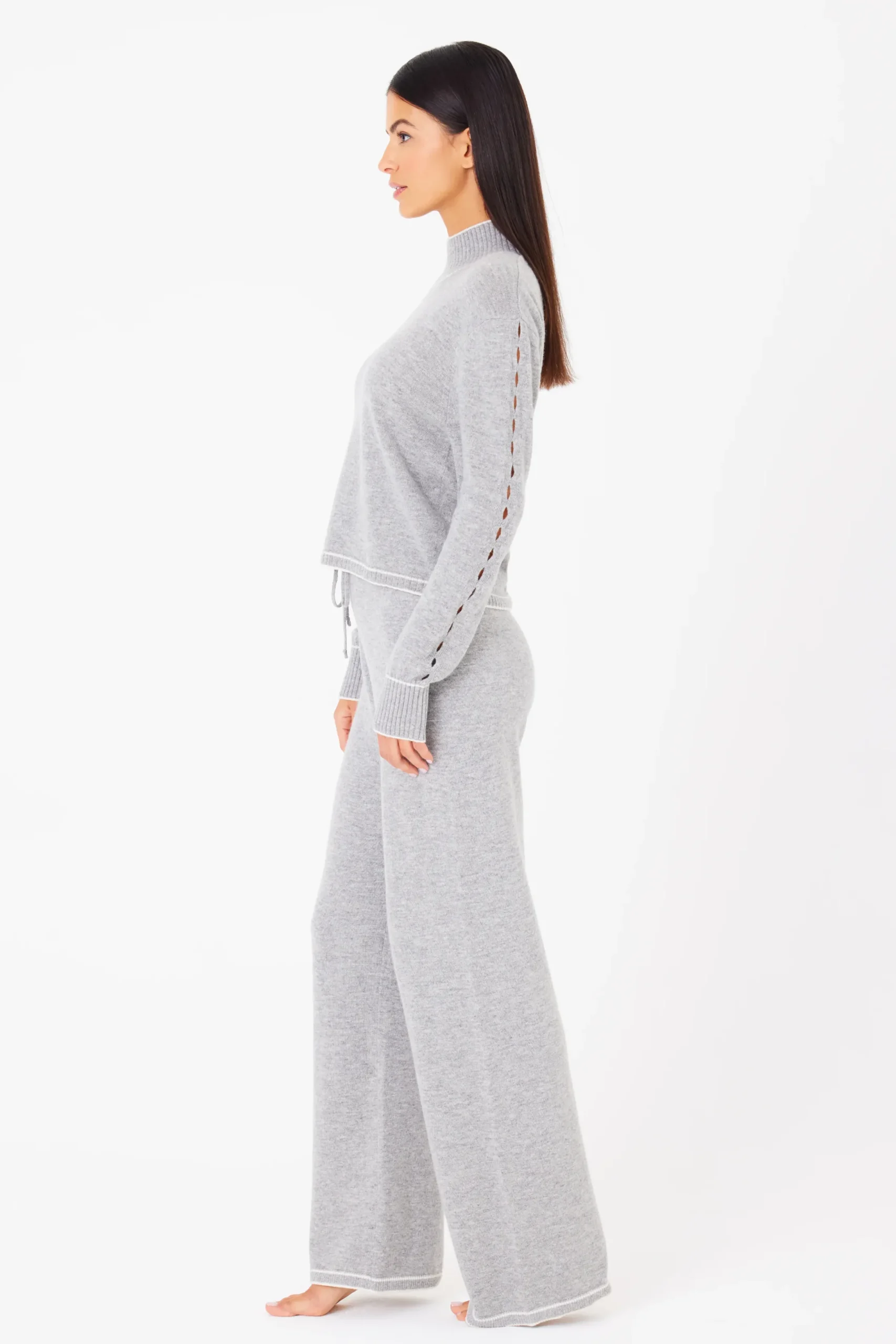 GIGI C Jacqueline Pullover| Lounge
