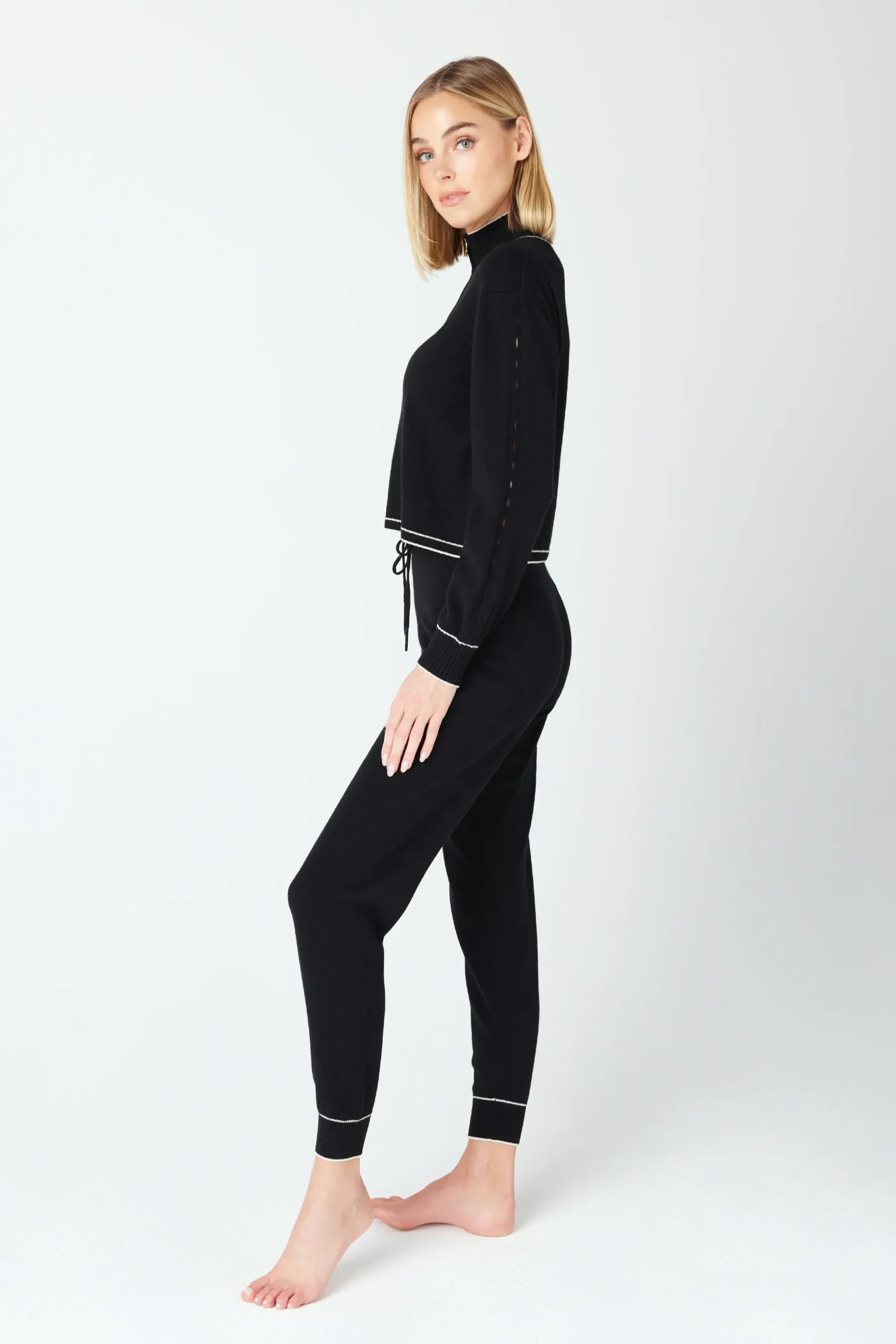 GIGI C June Sweater| Lounge